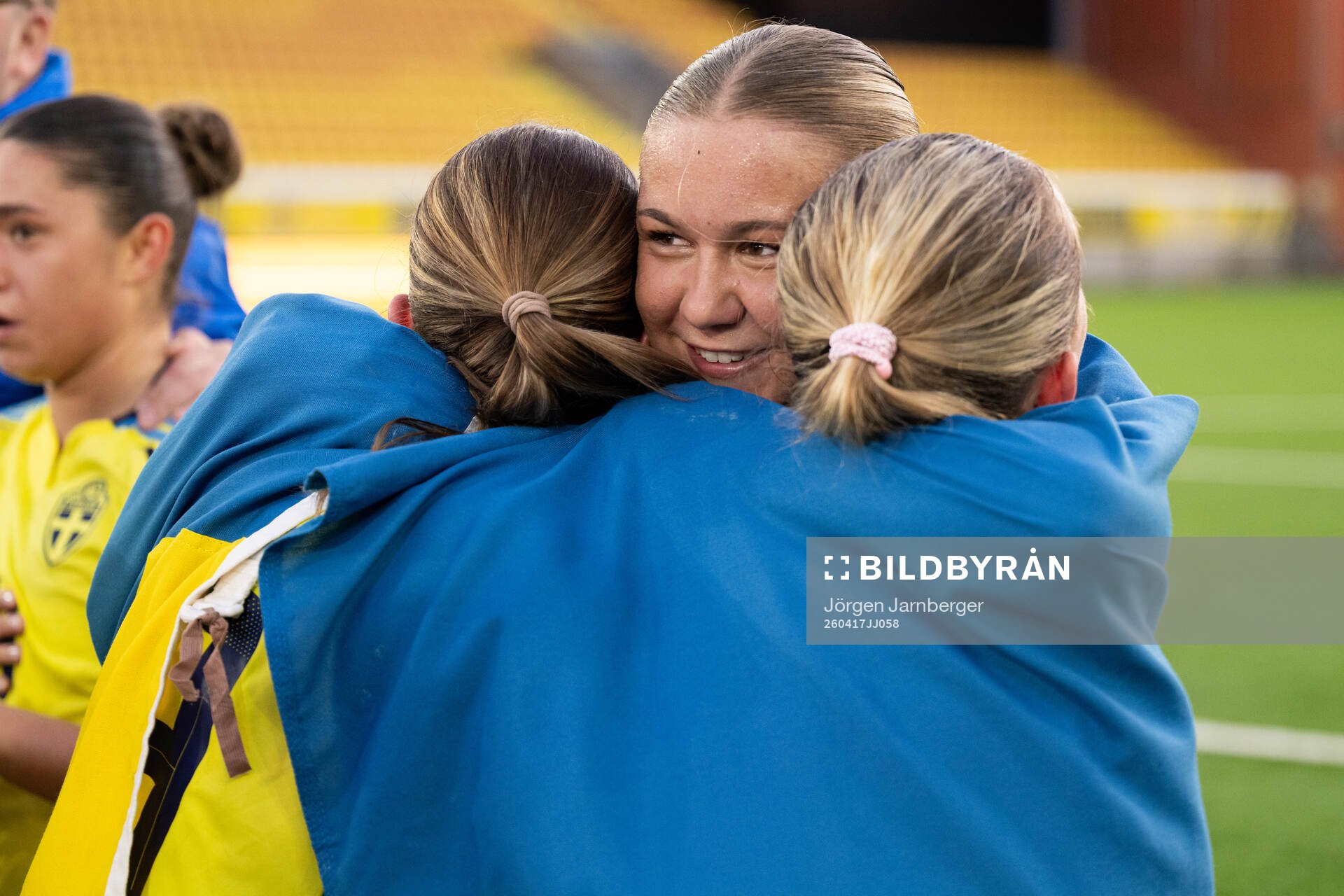 Alice Broman of Sweden celebrates
