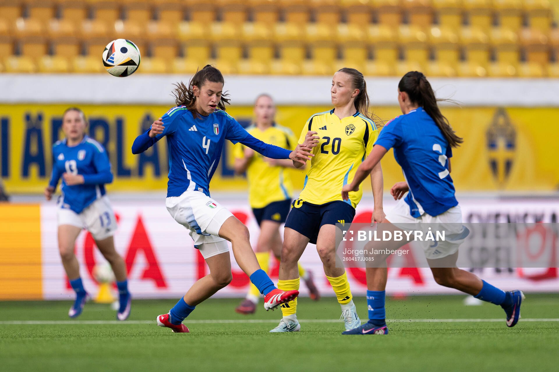 Carolina Bertora of Italy, Fanny Peterson of Sweden and