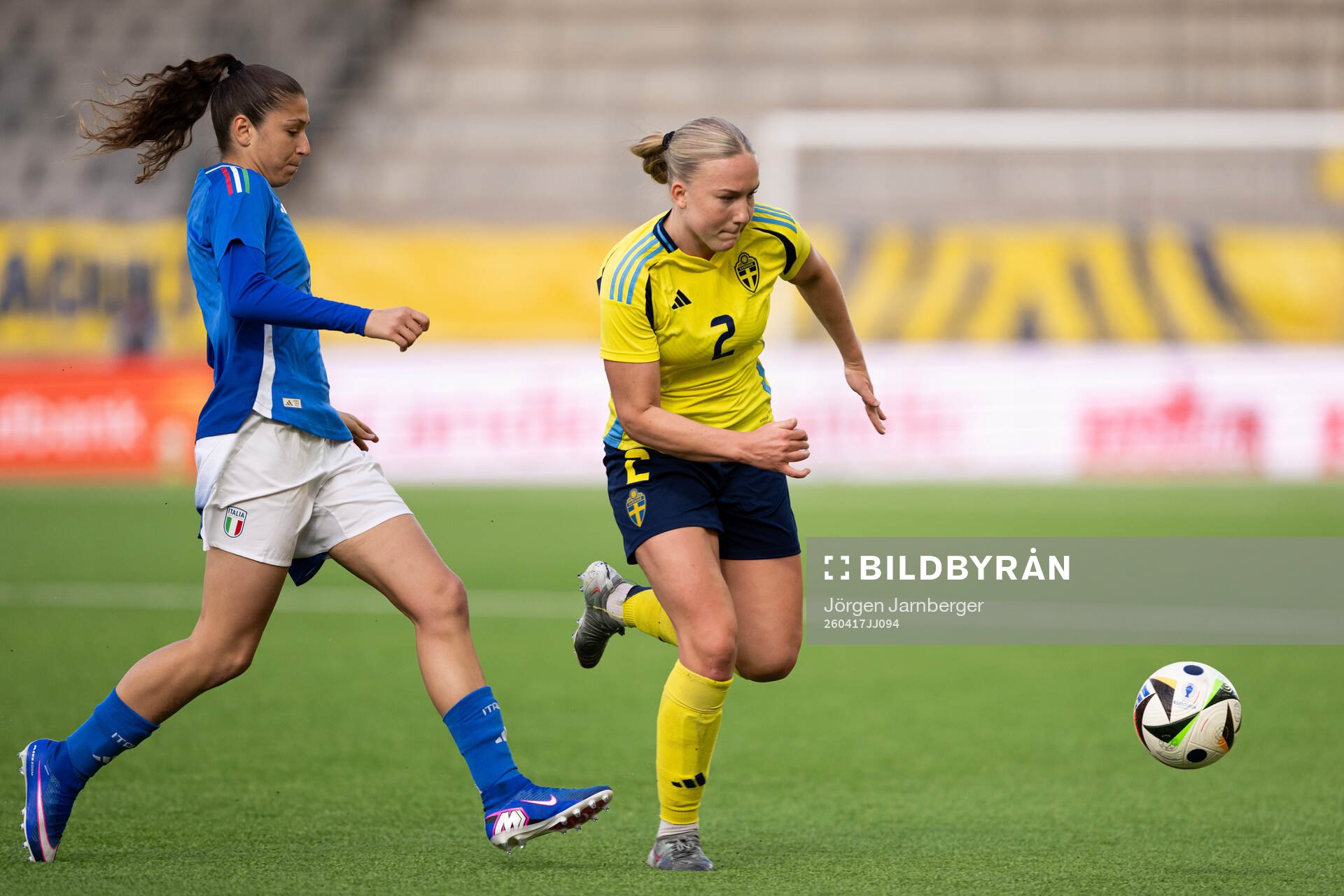 Rosanna Ventriglia of Italy and Thindra Mattsson of Sweden