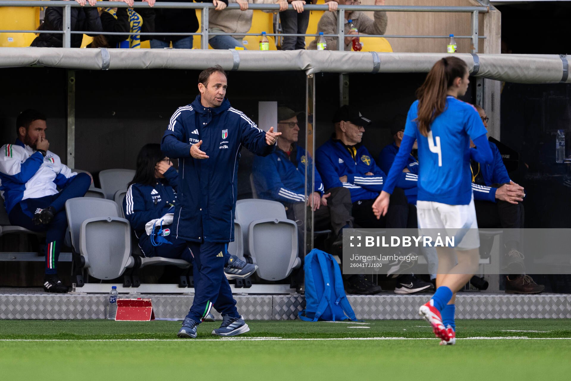 Coach Nicola Matteucci of Italy