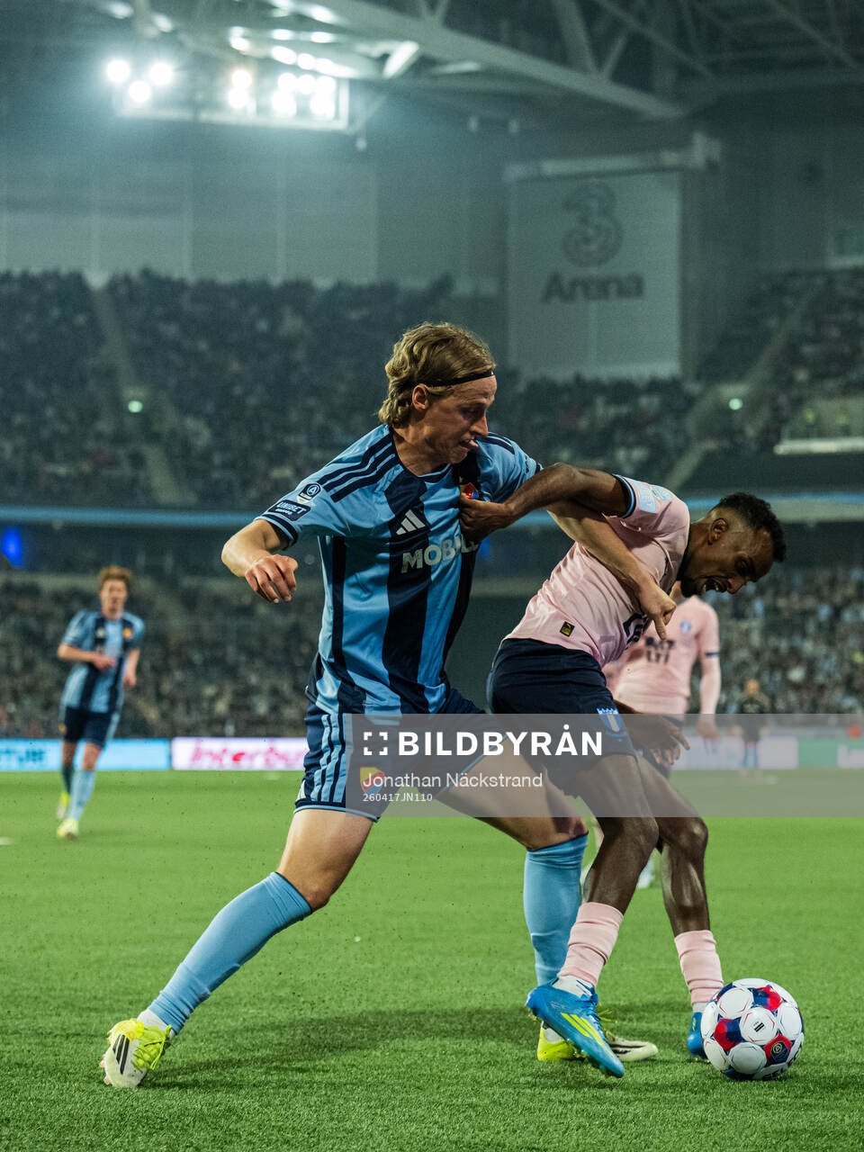 Djurgårdens Jeppe Okkels och Malmö FFs Taha Ali
