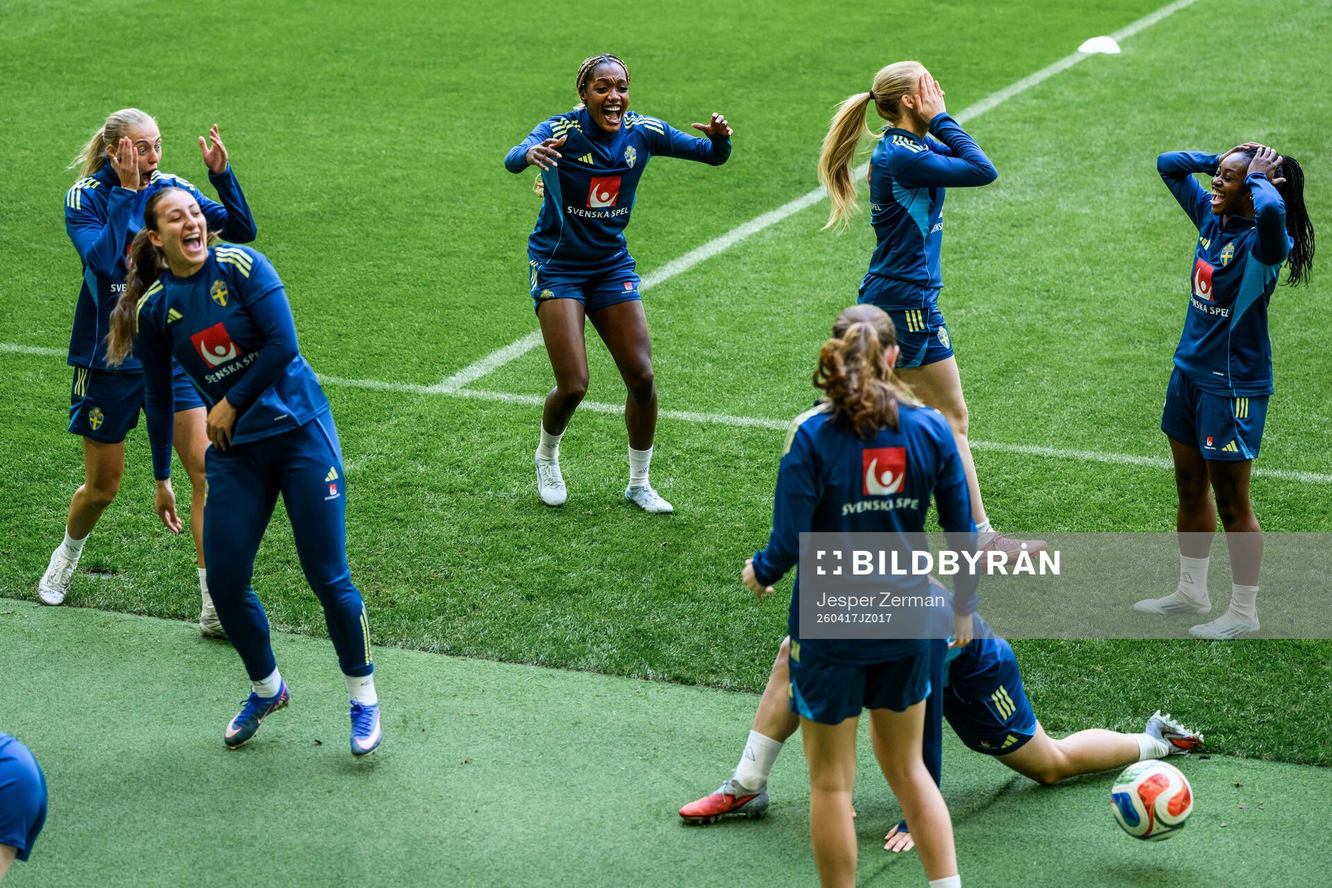 Rosa Kafaji, Evelyn Ijeh, Rebecka Blomqvist and Monica Jusu