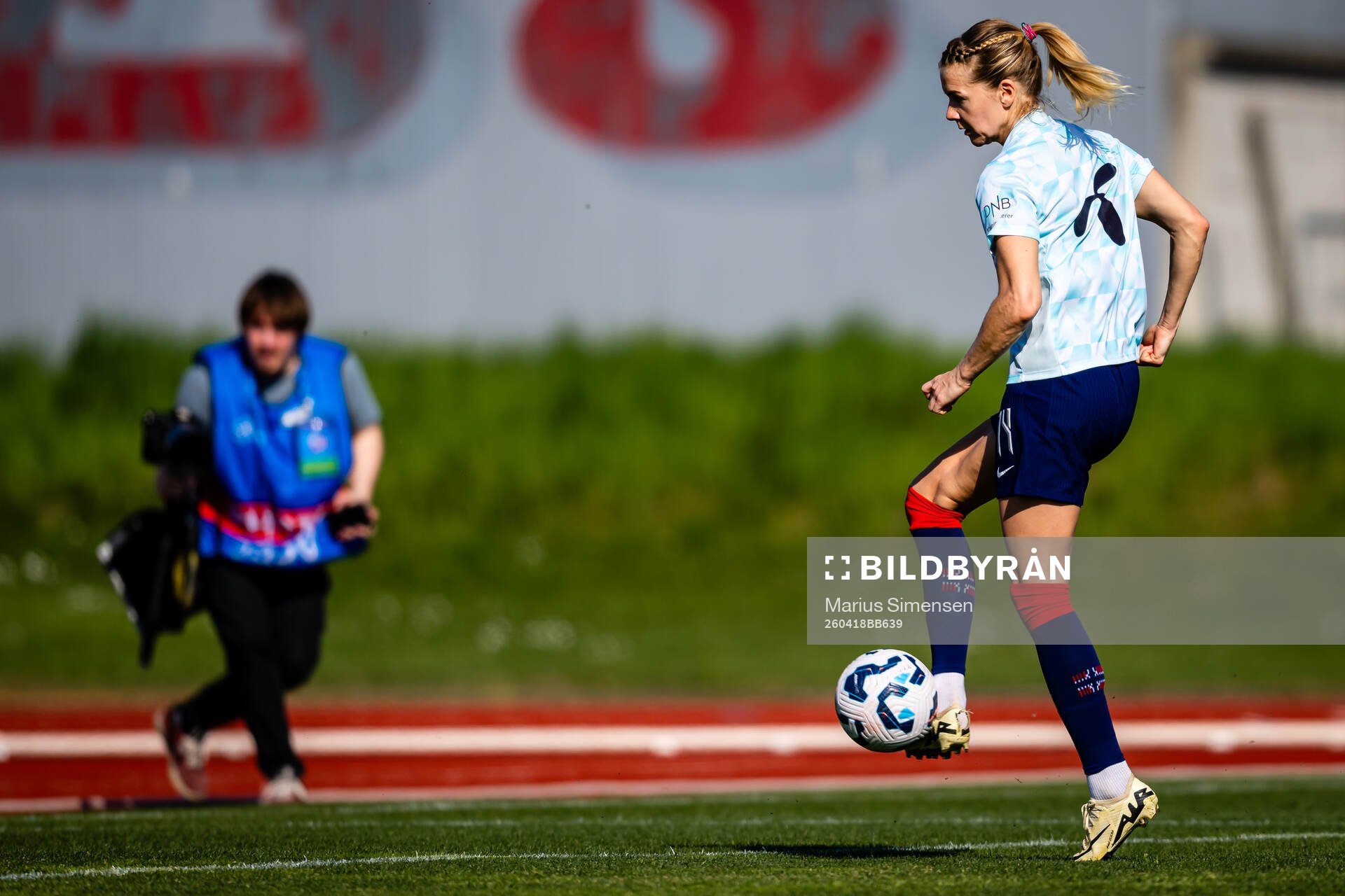 Ada Hegerberg of Norway warms up
