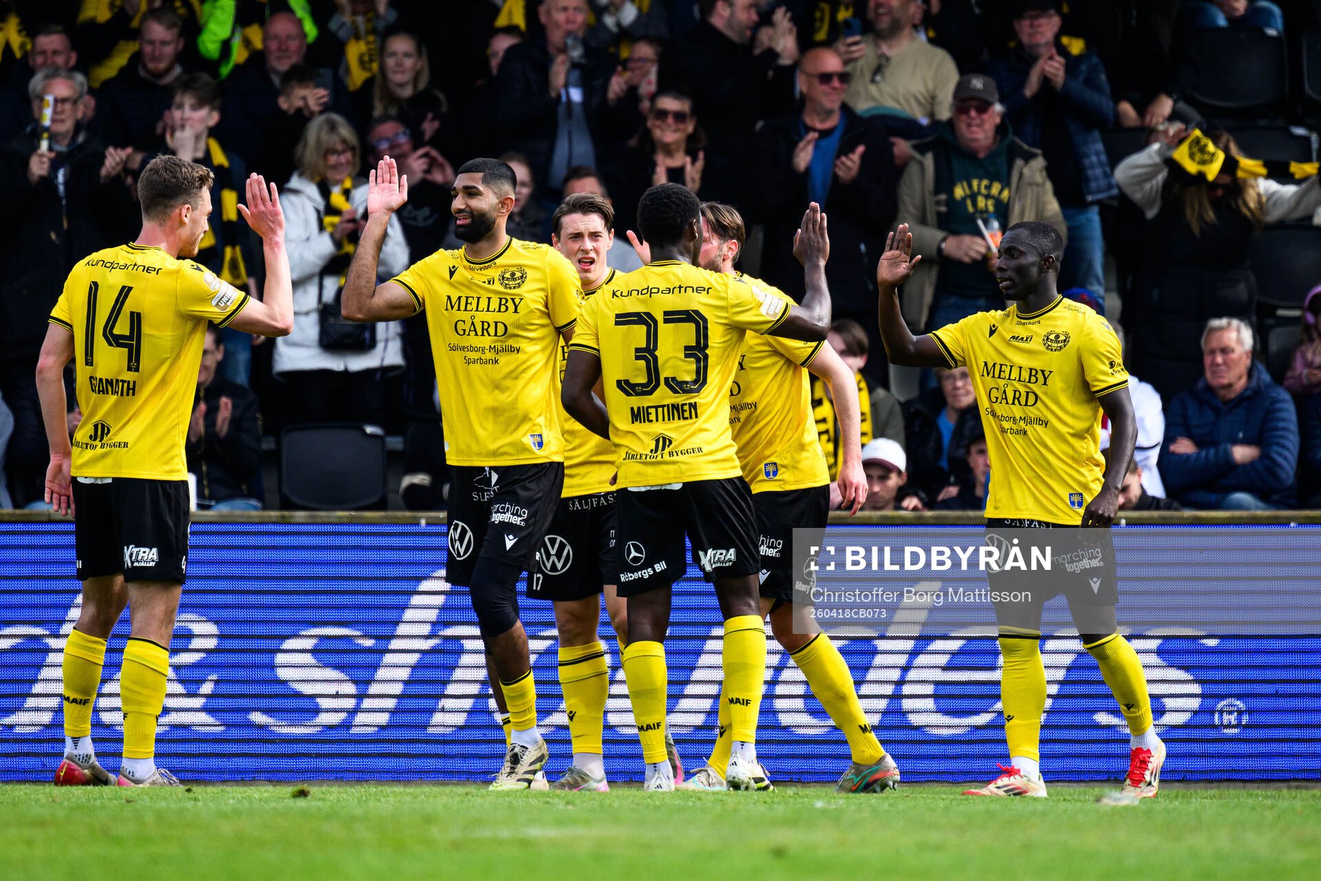 Mjällbys Abdoulie Manneh jublar