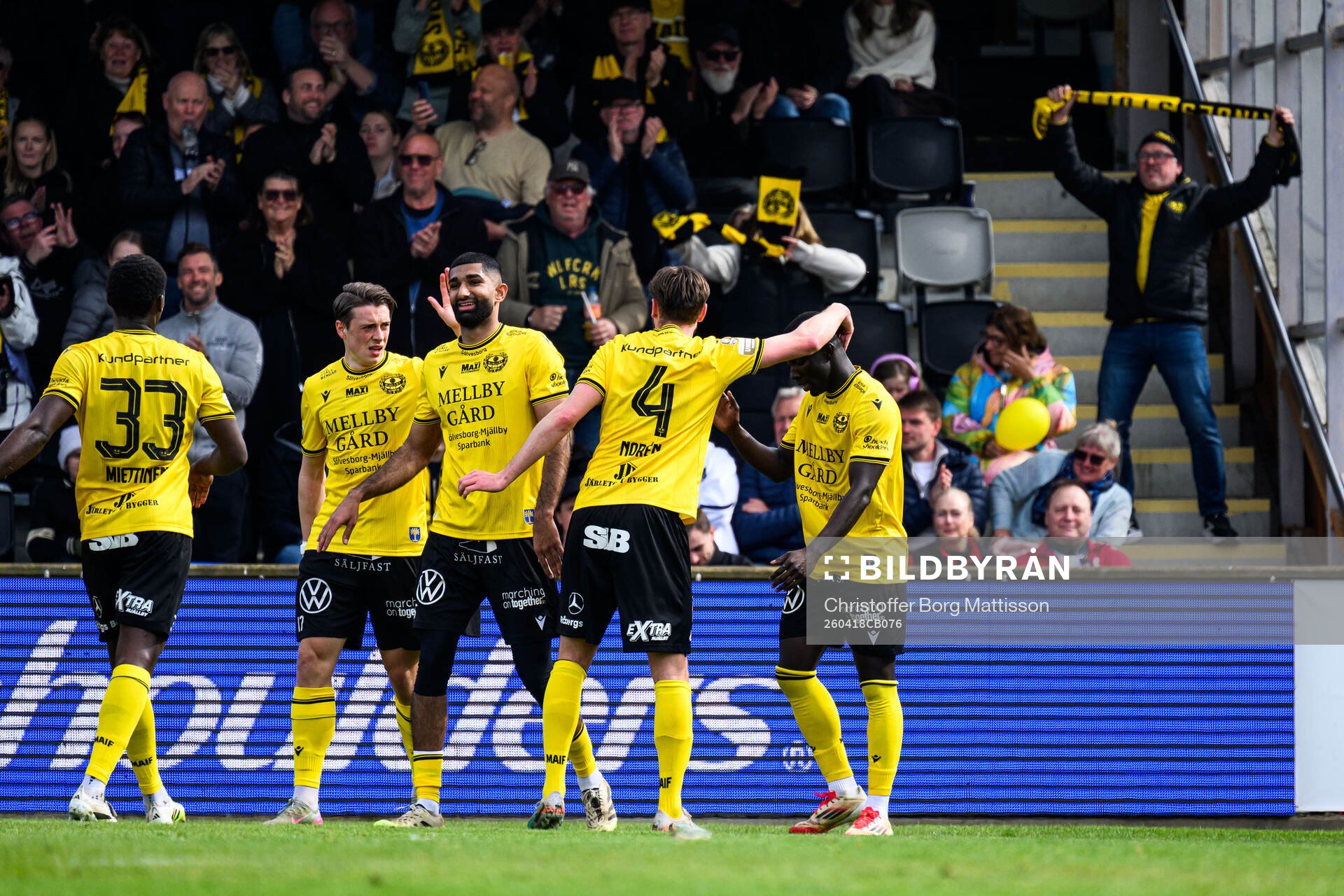 Mjällbys Abdoulie Manneh jublar
