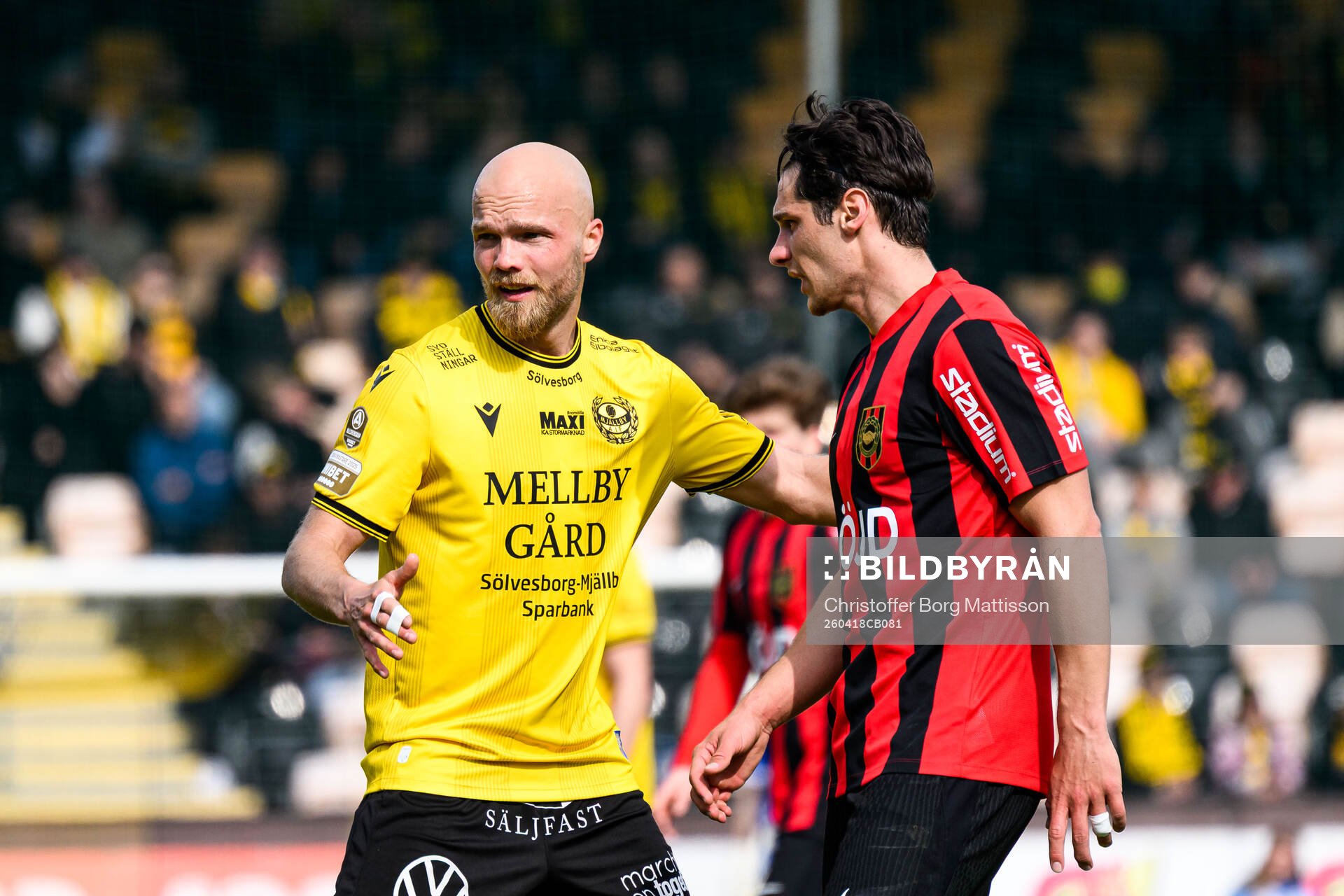 Mjällbys Viktor Gustafson och Brommapojkarnas Kevin