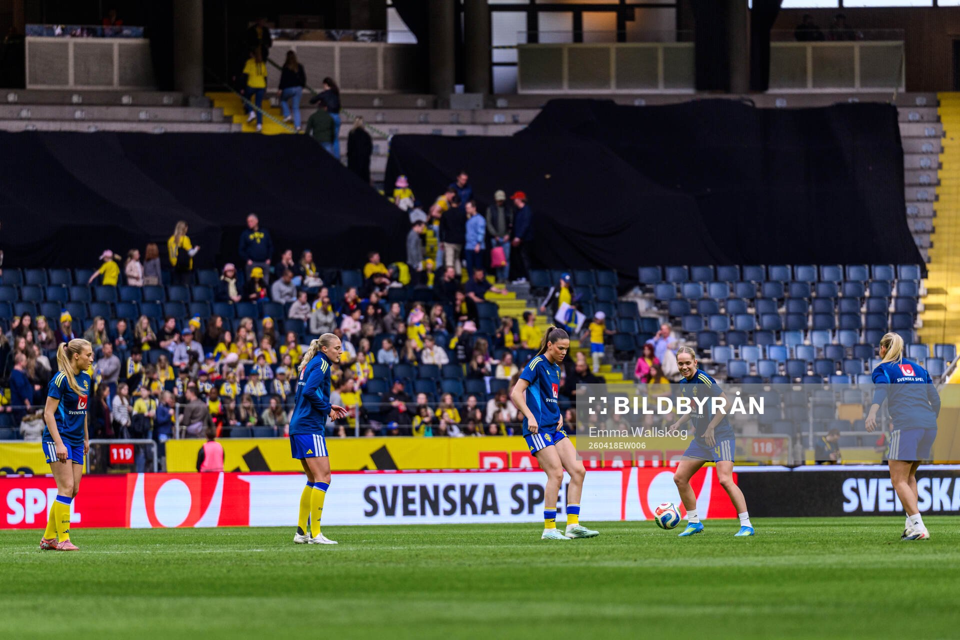 Smilla Holmberg, Elma Junttila Nelhage, Bella Andersson and