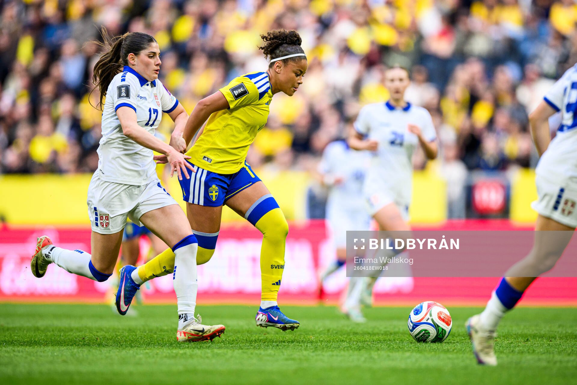 Sara Stokic of Serbia and Felicia Schröder of Sweden