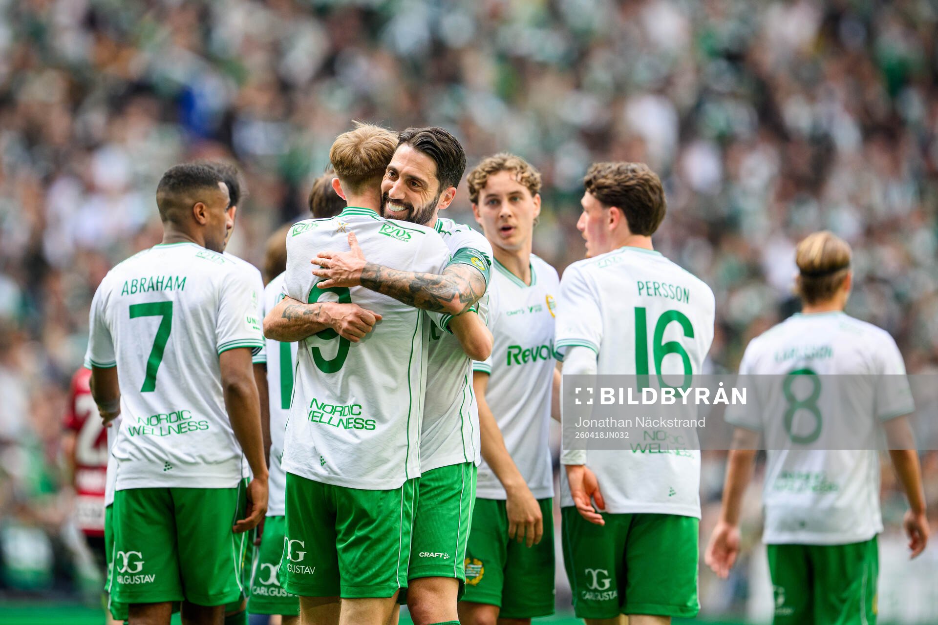 Hammarbys Victor Stange Lind jublar