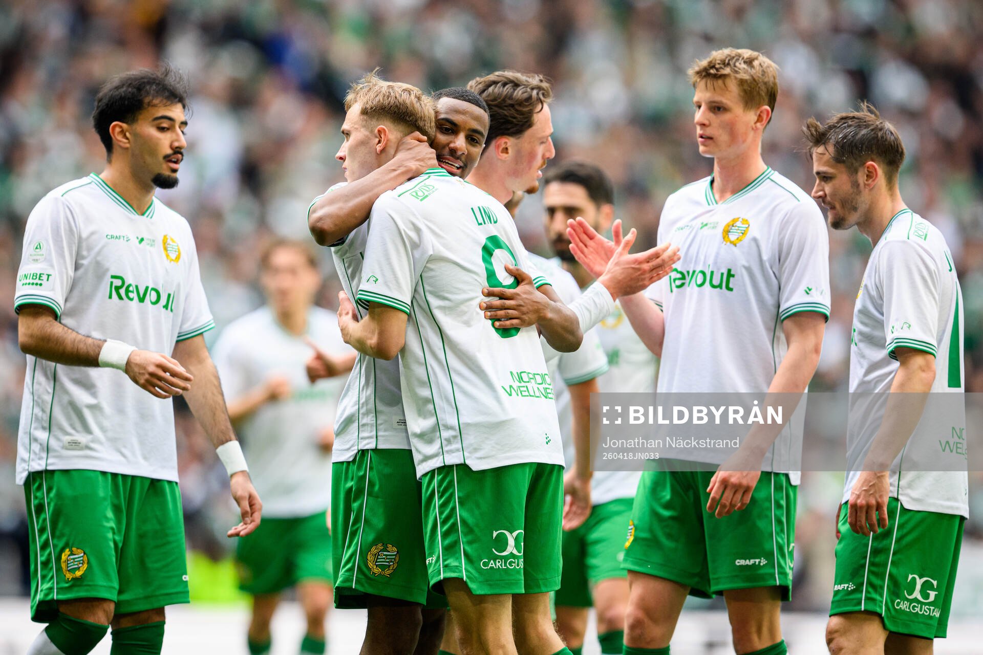 Hammarbys Victor Stange Lind jublar