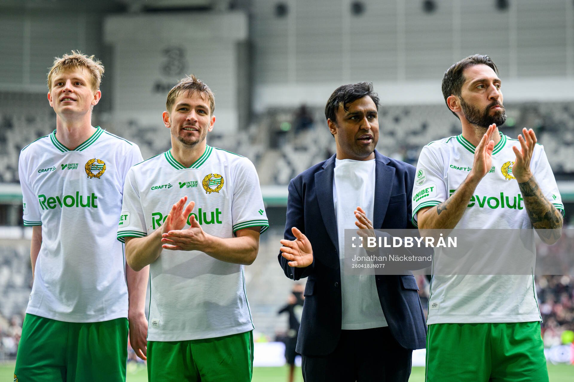 Hammarbys tränare Kalle Karlsson jublar