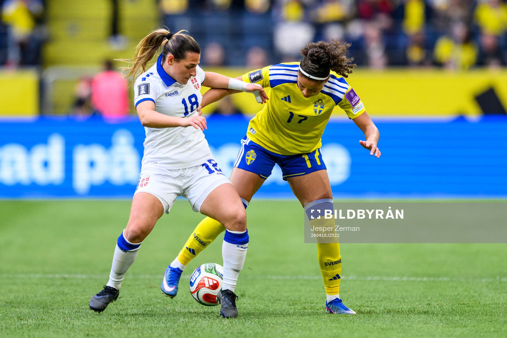 Emma Petrovic of Serbia and Felicia Schröder of Sweden