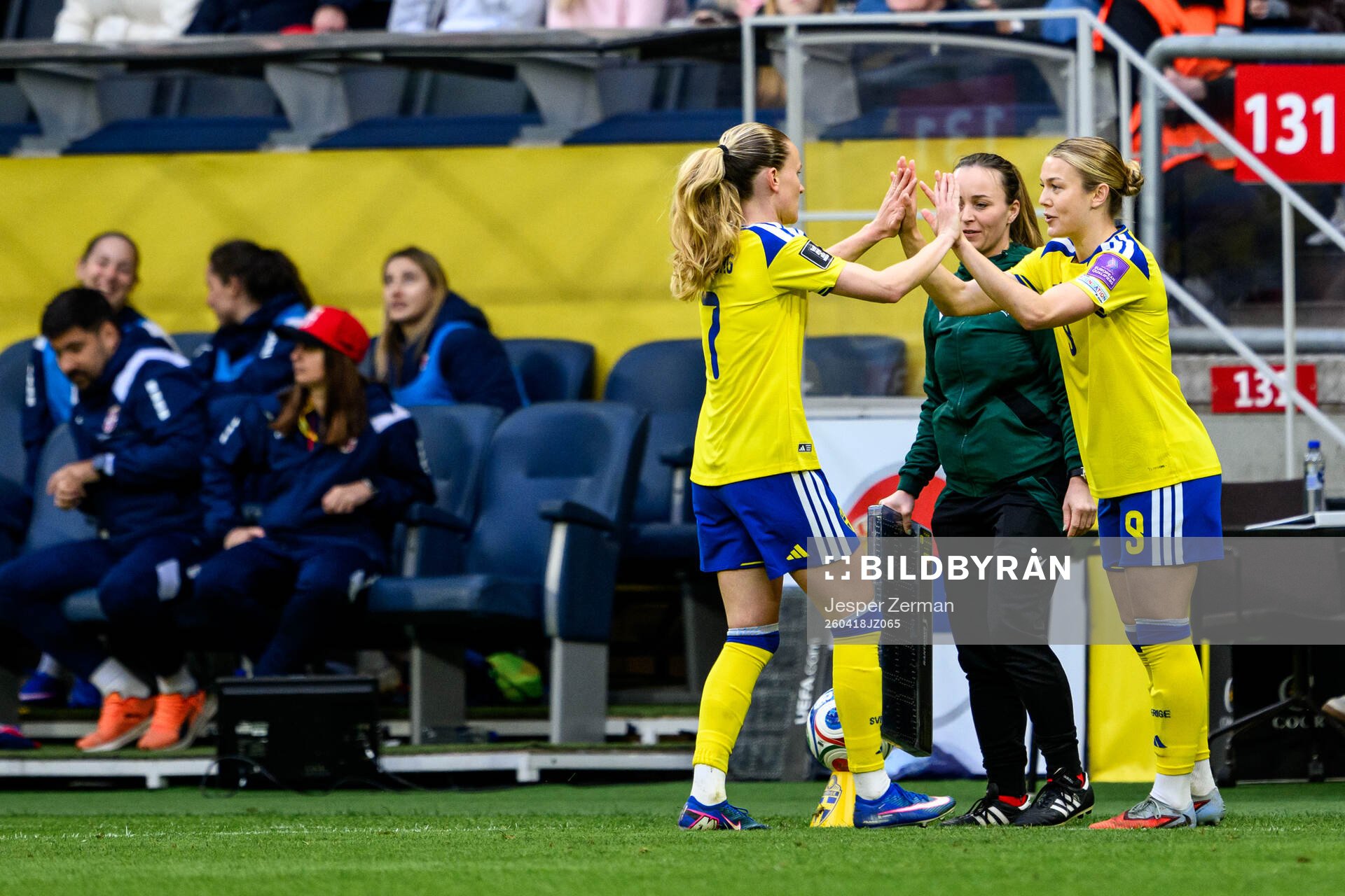 Matilda Vinberg and Beata Olsson of Sweden