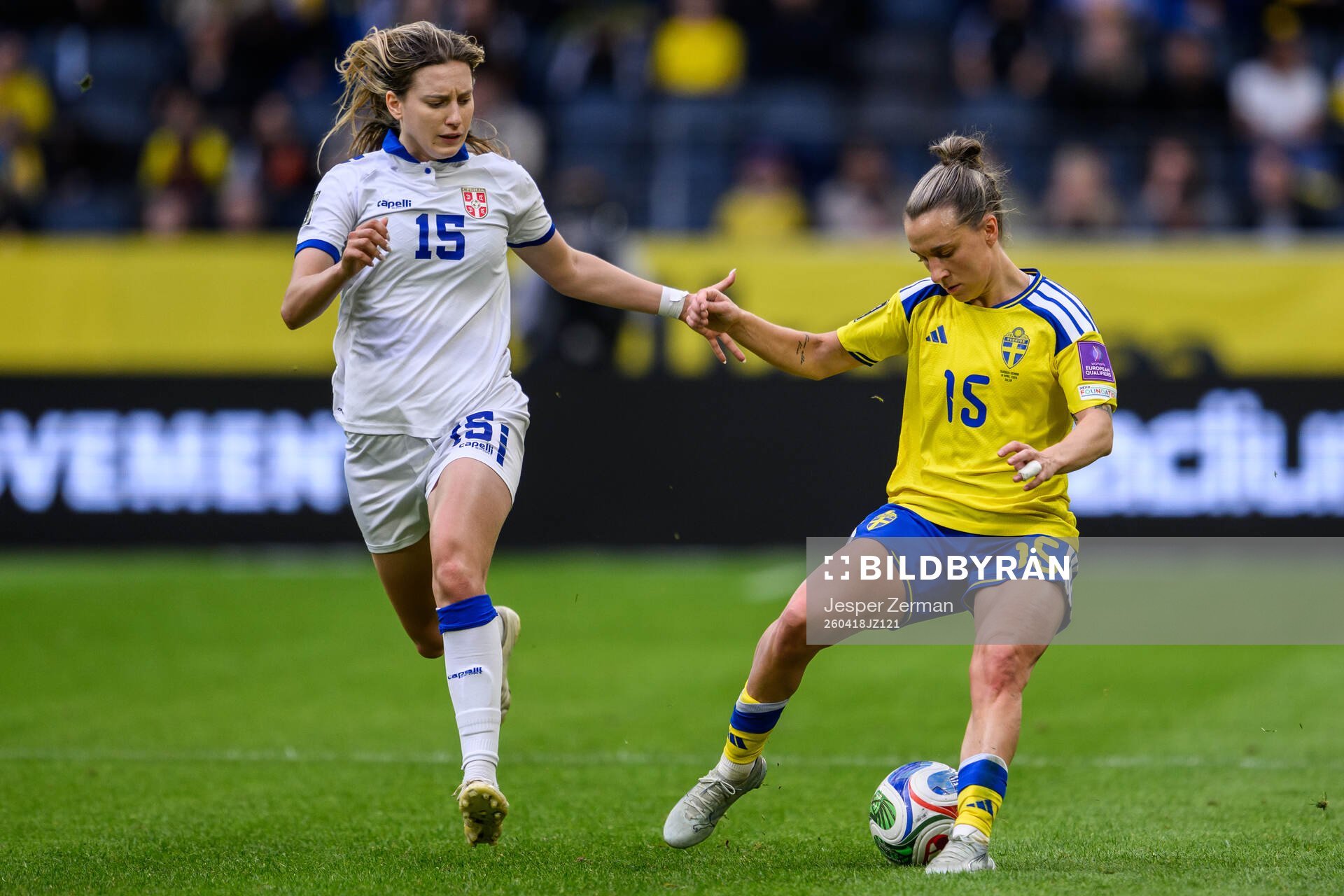 Sofija Sremcevic of Serbia and Julia Zigiotti Olme of Sweden