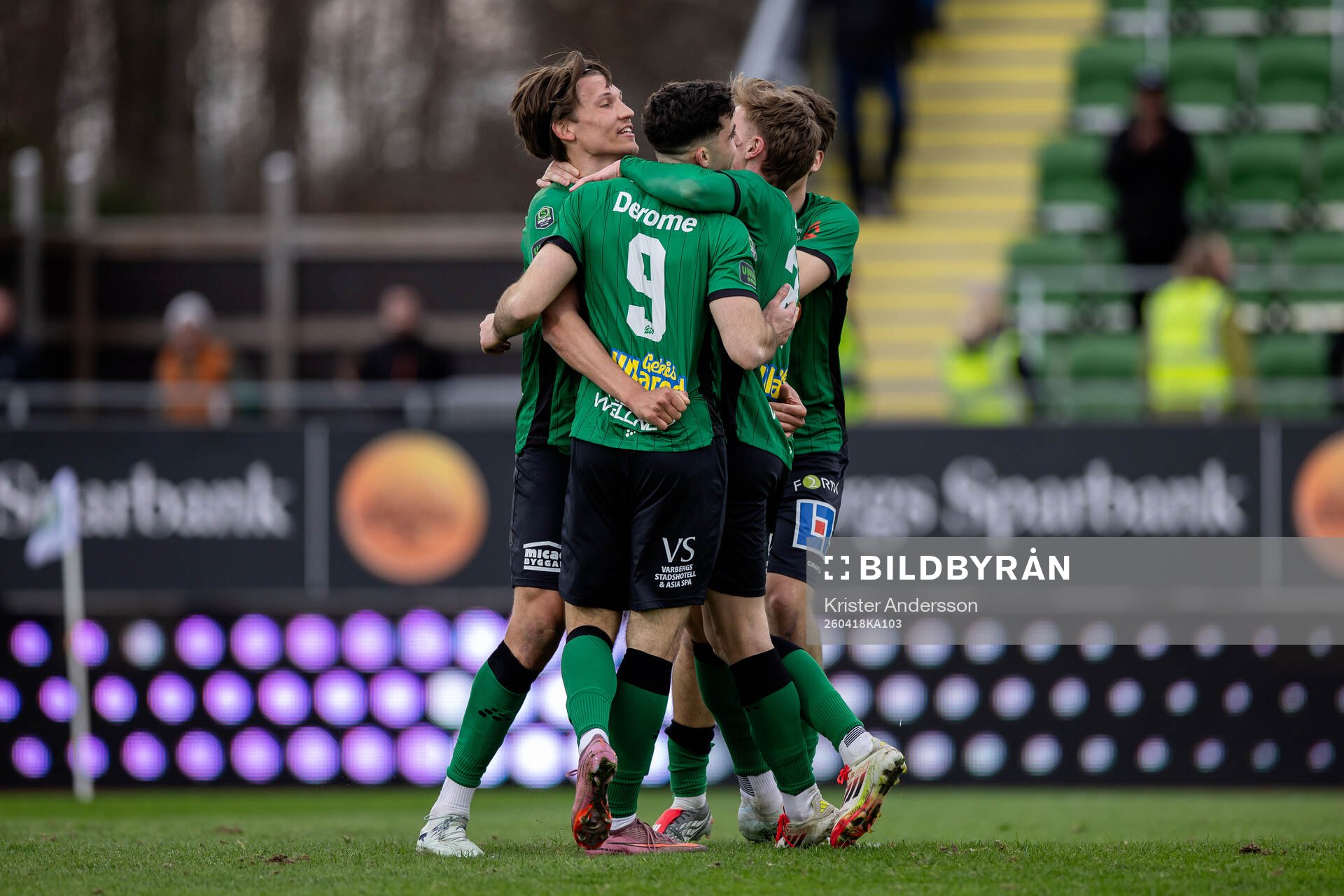 Varbergs spelare jublar