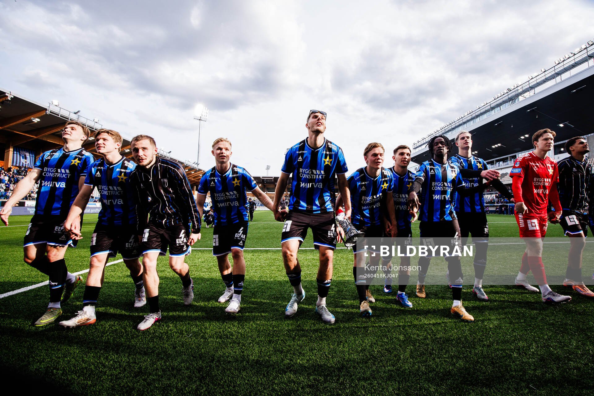 Sirius spelare jublar