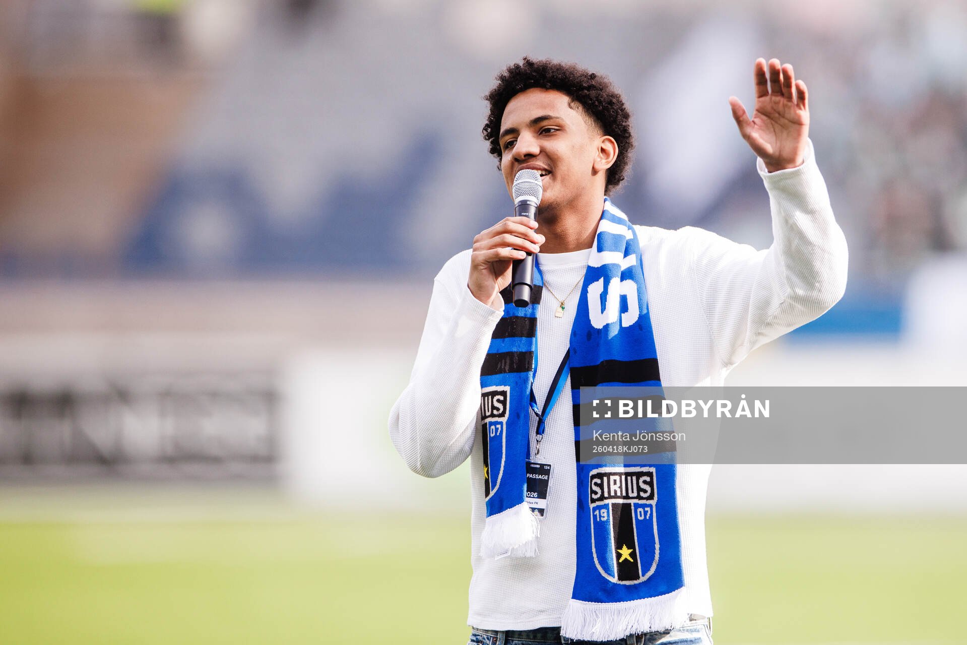 Sirius fd spelare Malcolm Jeng hyllas i halvtid