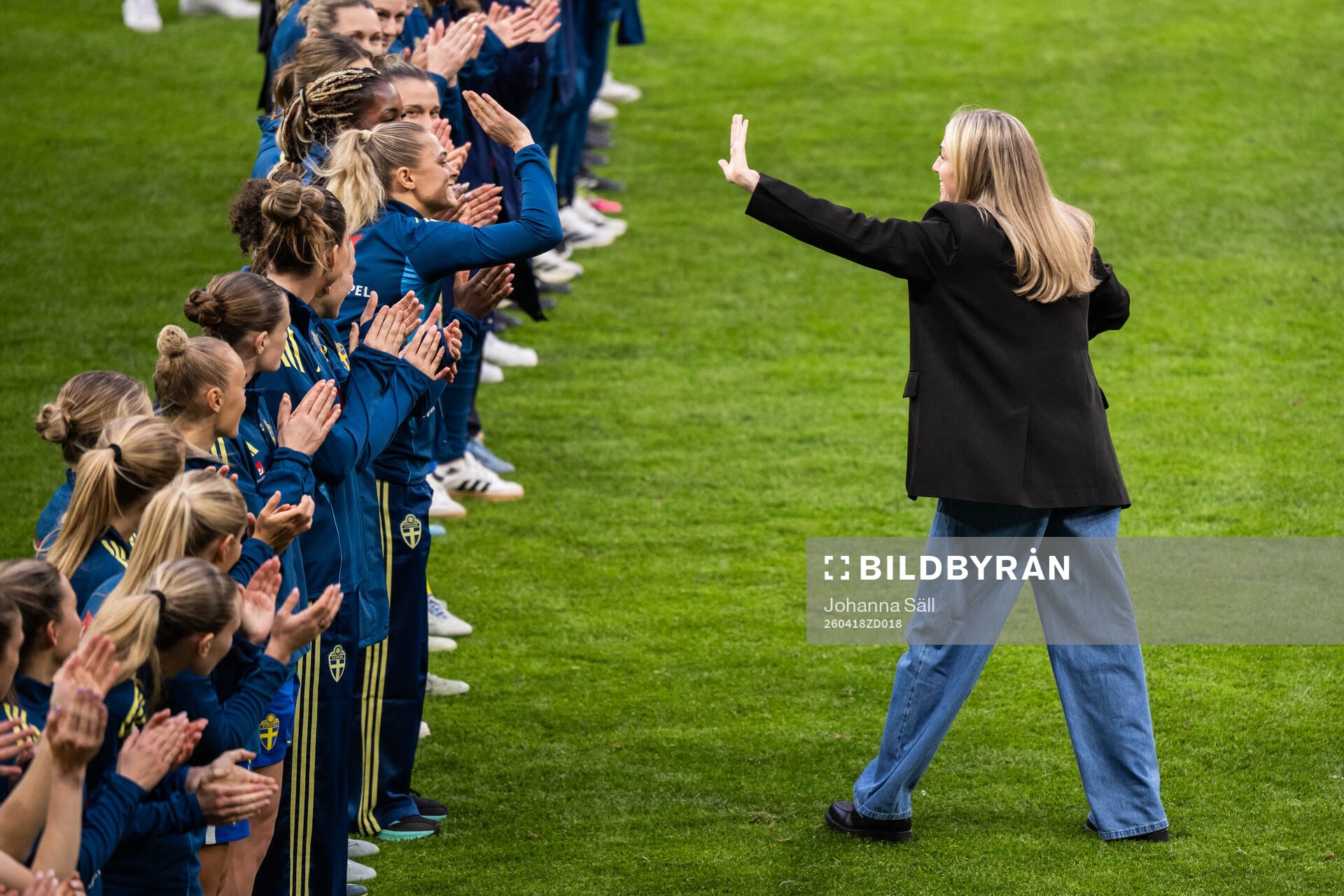 Fridolina Rolfö and former player of Sweden Linda Sembrant