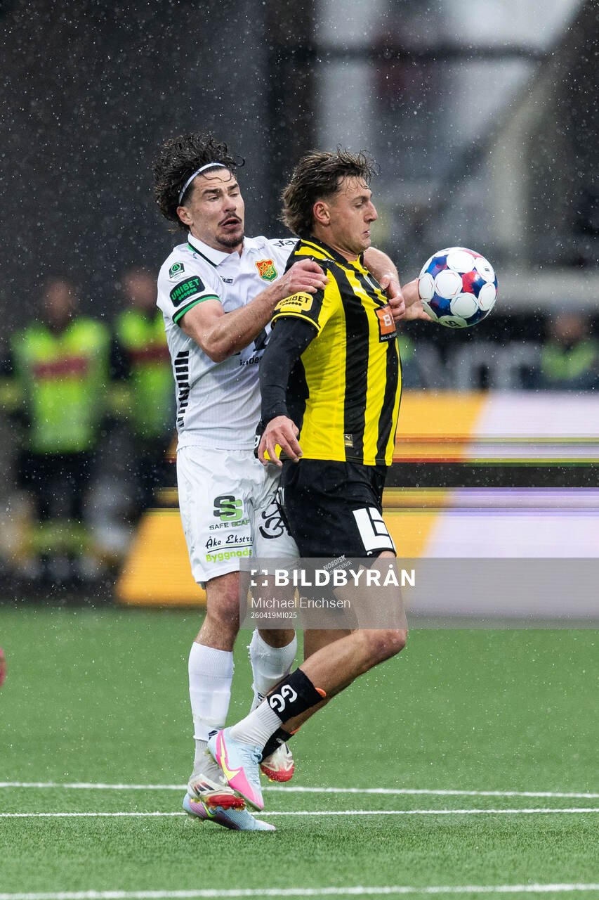GAIS Viktor Radisic och Häckens Silas Andersen