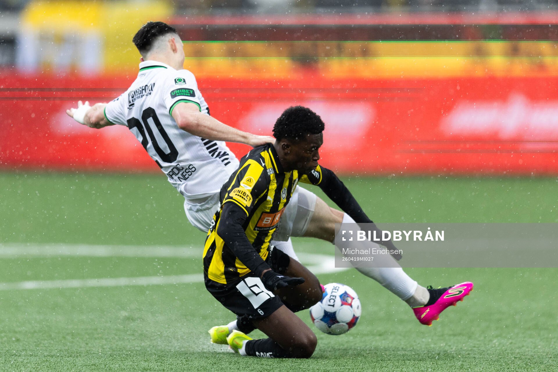 GAIS Samuel Salter och Häckens Abdoulaye Doumbia