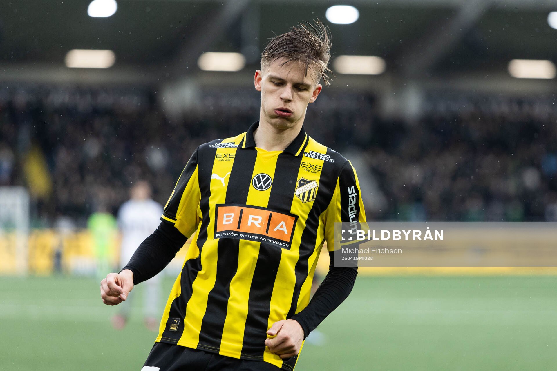 Häckens Adrian Svanbäck deppar