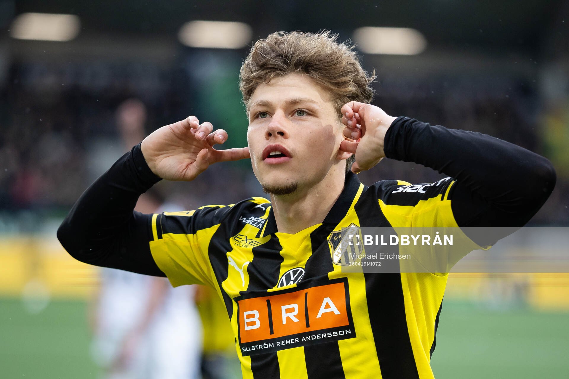 Häckens Gustav Lindgren jublar