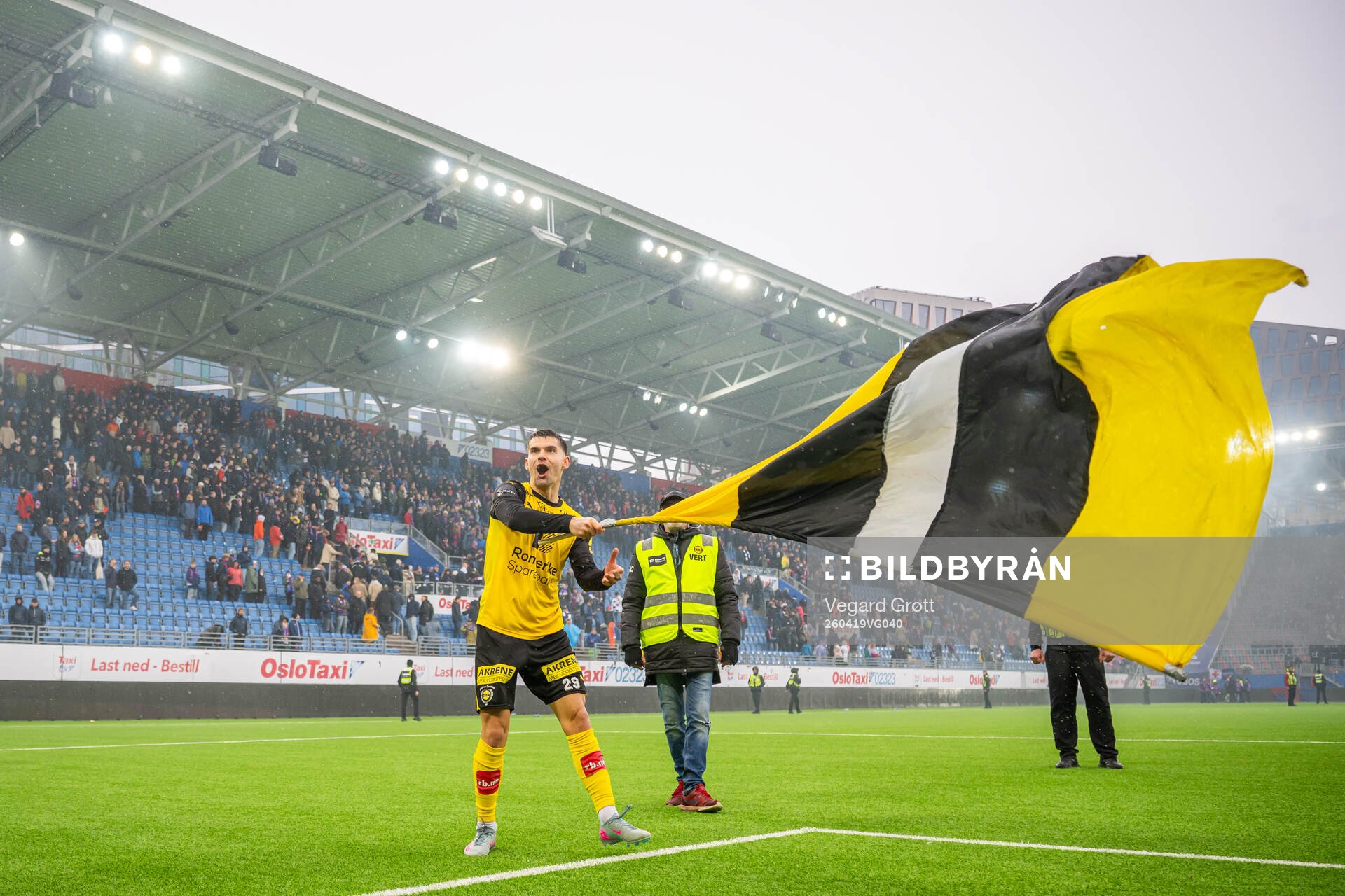 Ylldren Ibrahimaj of Lillestrøm celebrates