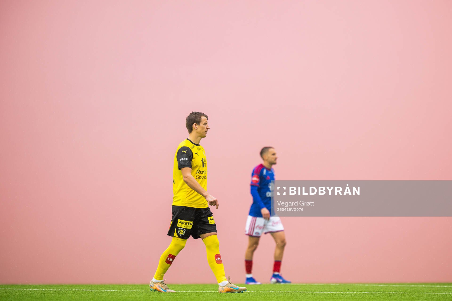 Thomas Lehne Olsen of Lillestrøm and Lucas Ravn-Haren of