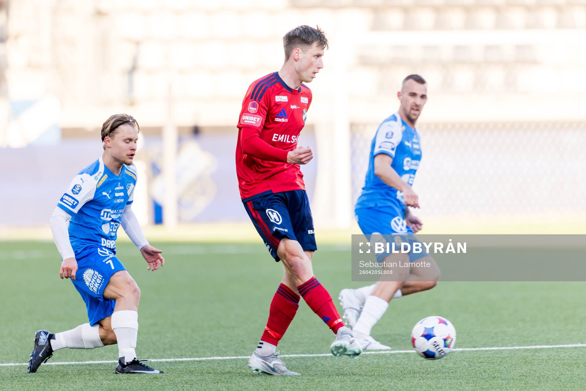 Östers Filip Olsson och Oddevolds Vincent Sundberg