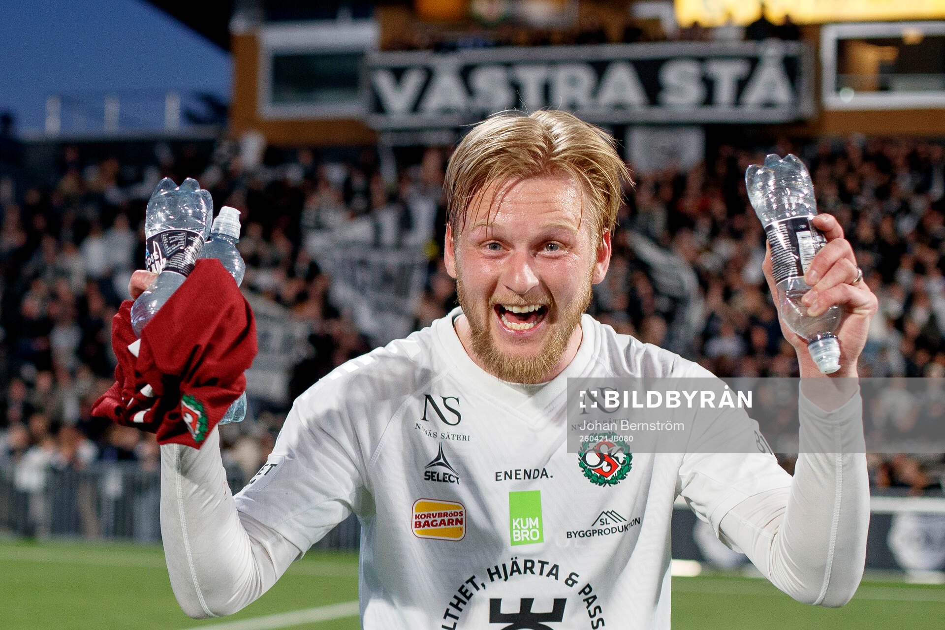 Örebros Karl Holmberg jublar