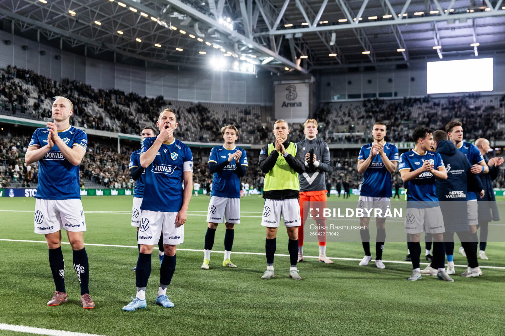 Halmstads spelare tackar supportrarna