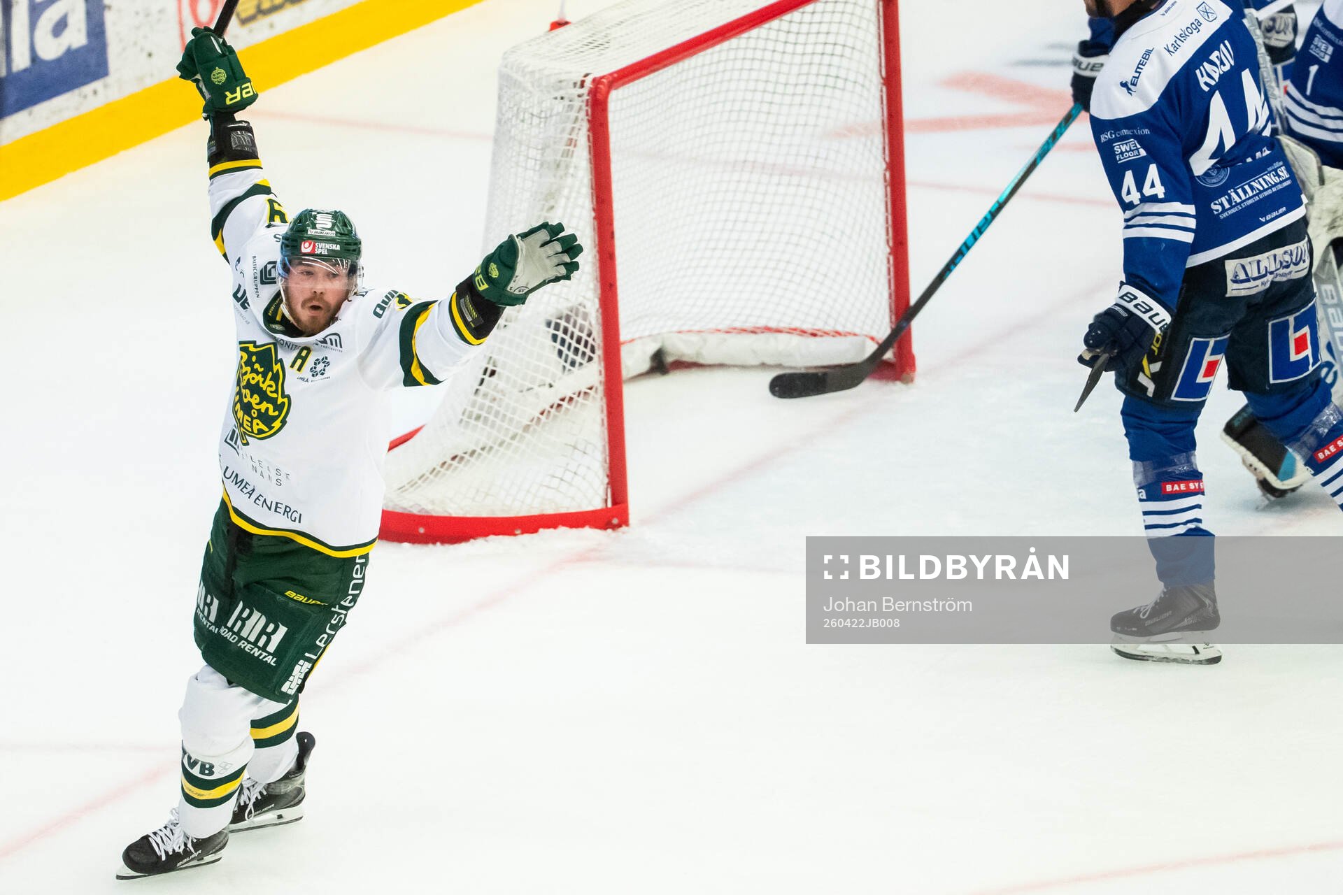 Björklövens Joel Mustonen jublar