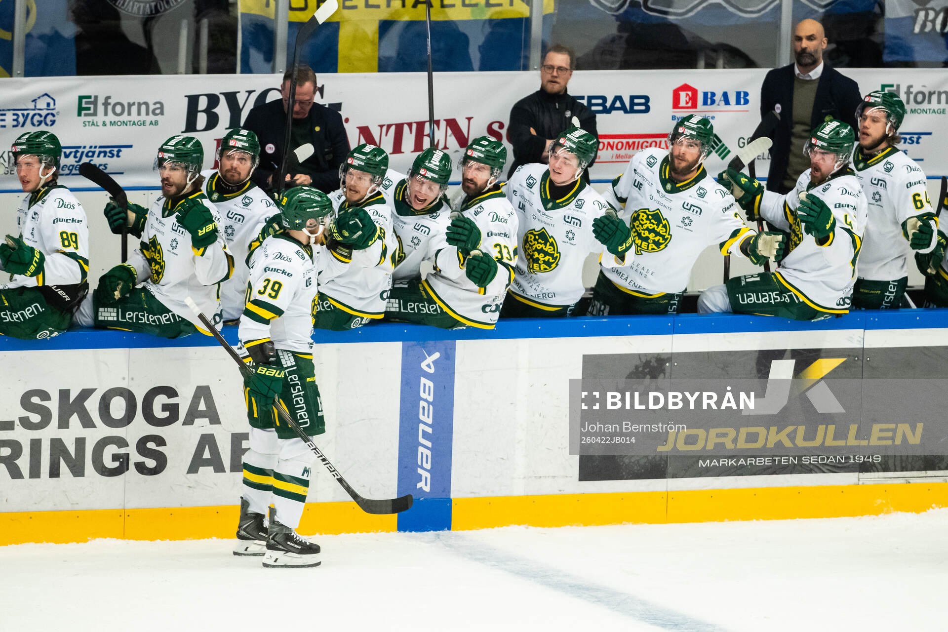 Björklövens Joel Mustonen jublar