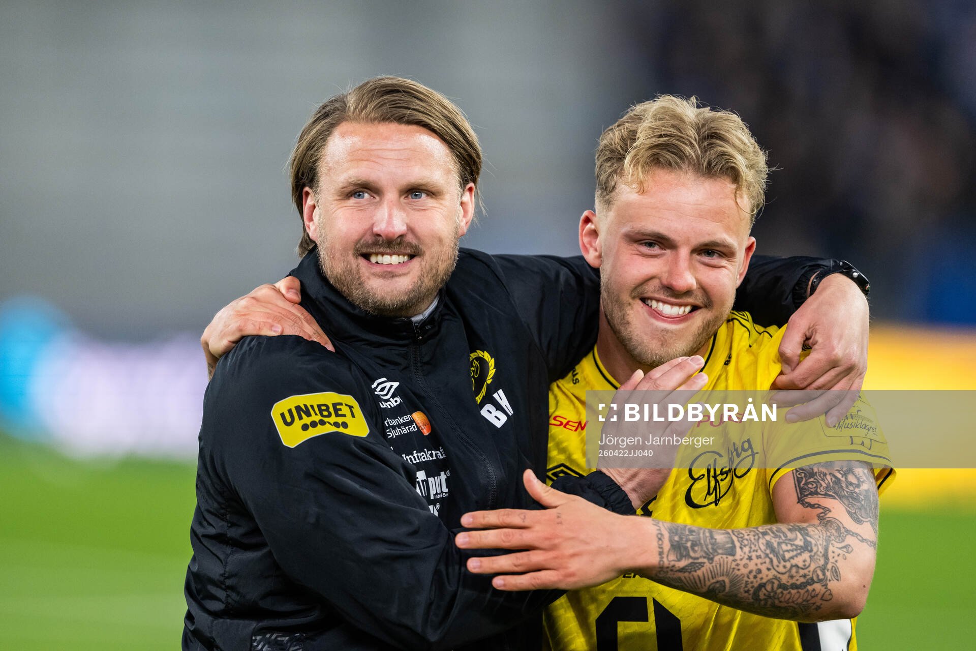 Elfsborgs manager Björn Hamberg och Frederik Ihler jublar