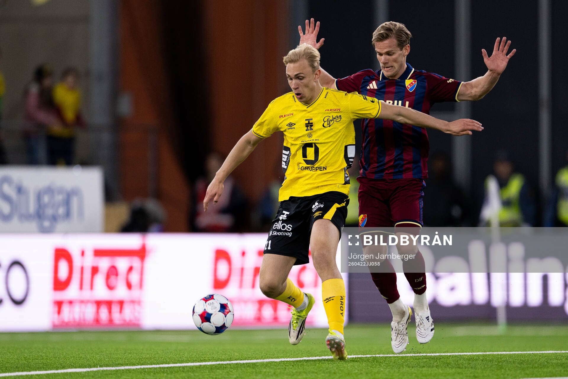 Elfsborgs Leo Östman och Djurgårdens Hampus Finndell