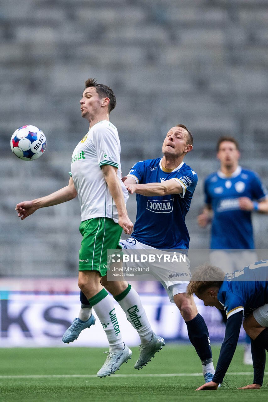Hammarbys Oscar Johansson Schellhas och Halmstads Joel