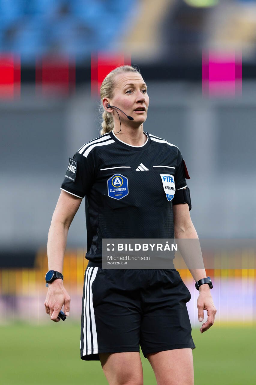 Domare Tess Olofsson