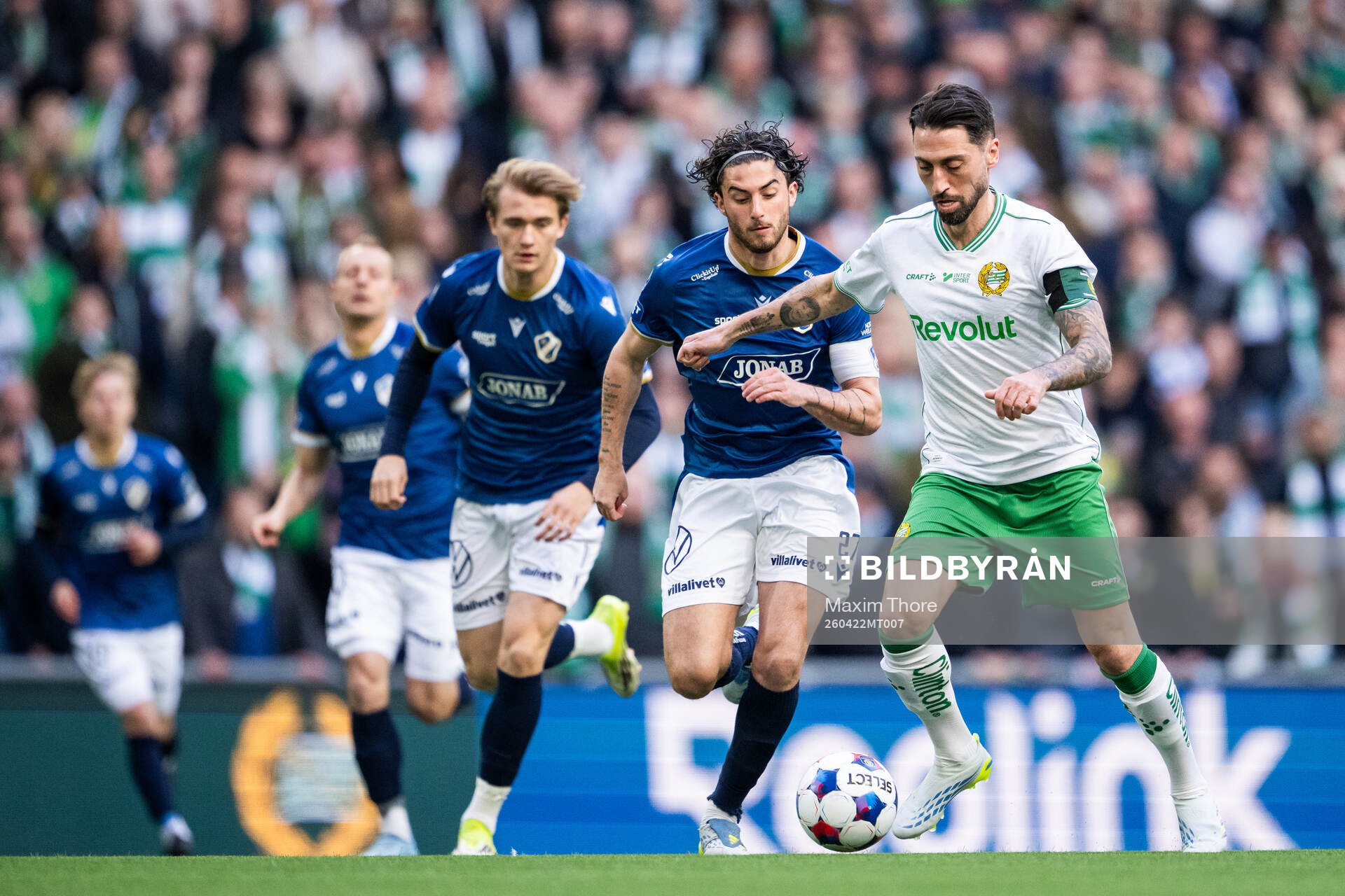 Halmstads Rocco Ascone och Hammarbys Nahir Besara