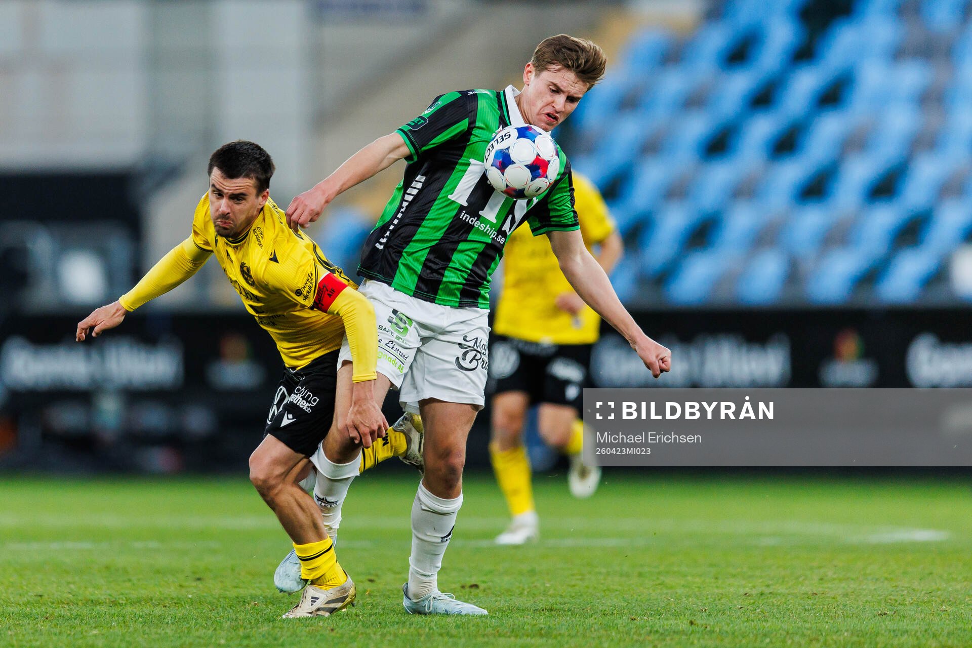 Mjällbys Jesper Gustavsson och GAIS Max Andersson