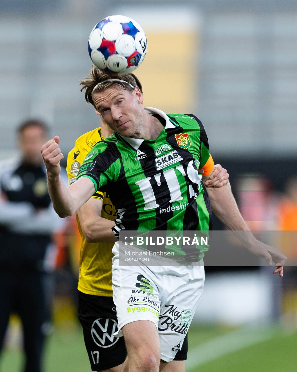 GAIS August Wängberg och Mjällbys Elliot Stroud