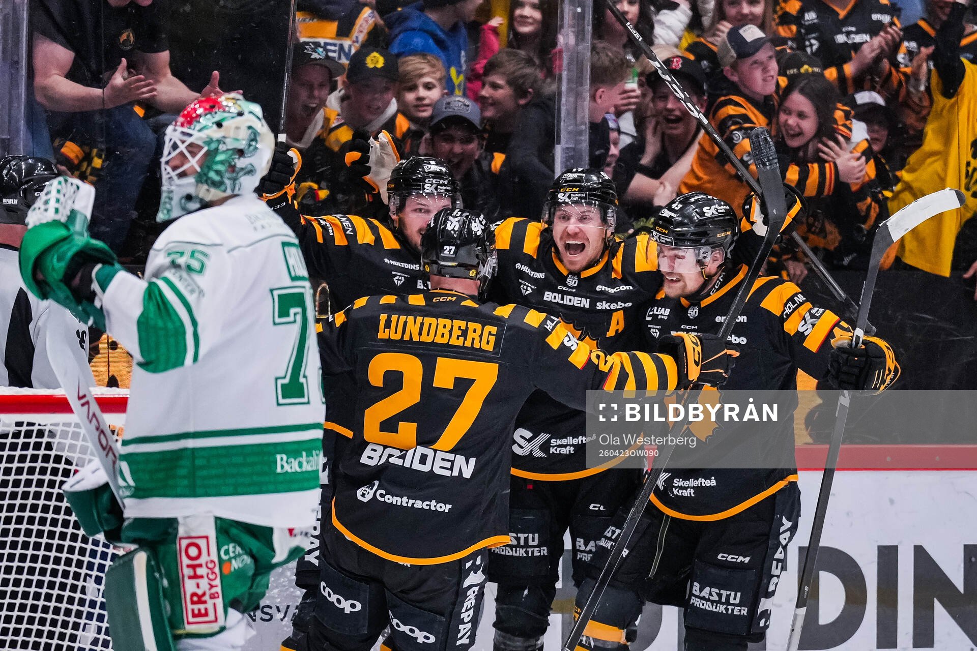 Skellefteås Martin Lundberg och Pär Lindholm jublar