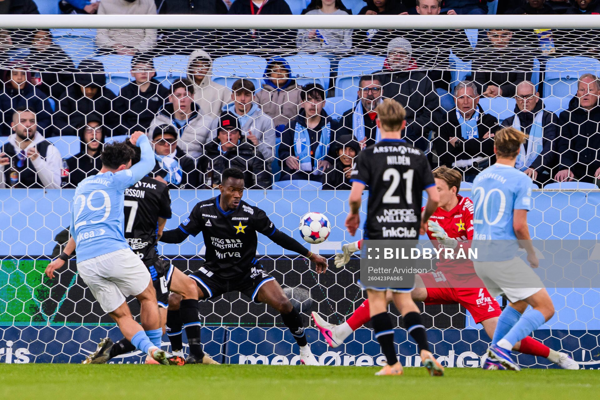 Malmö FFs Sead Haksabanovic gör 1-1