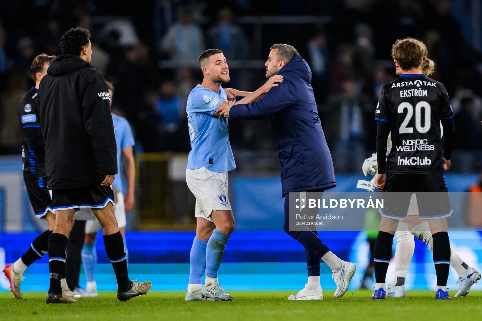 Malmö FFs Gabriel Busanello reagerar