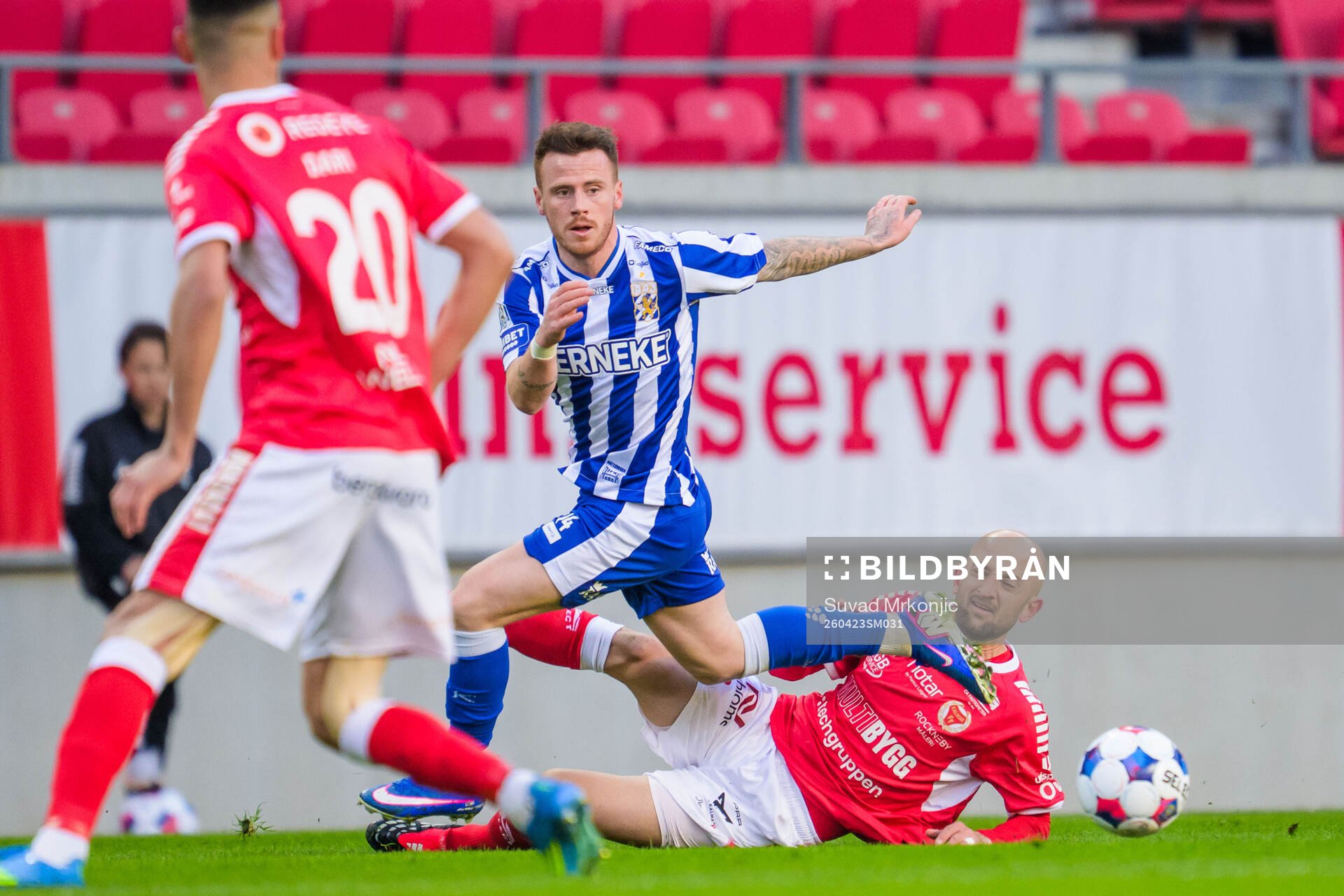 IFK Göteborgs Tobias Heintz och Kalmars Robert Gojani