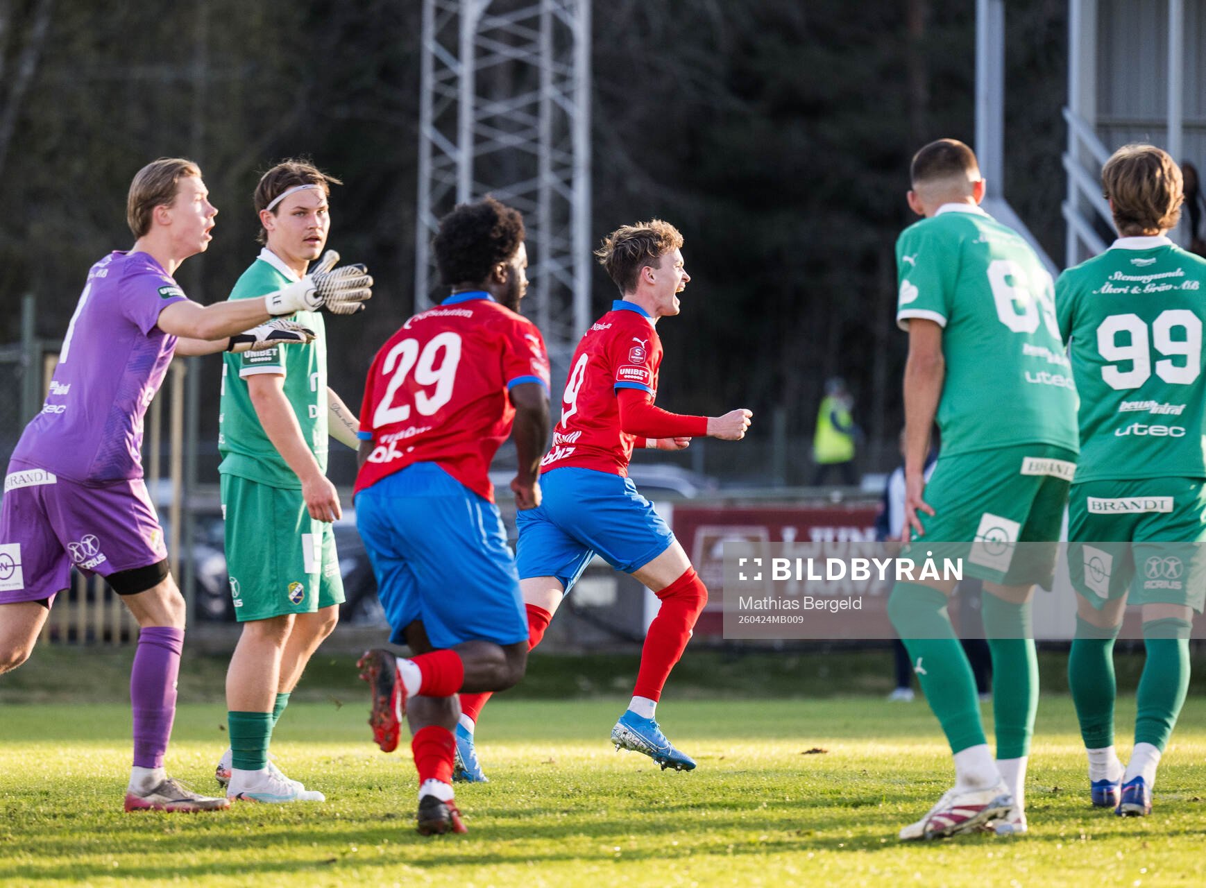 Helsingborgs Alexander Johansson jublar