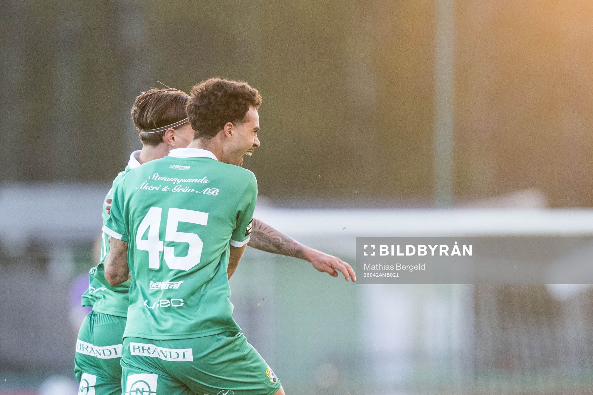 Ljungskiles Isaac Shears jublar