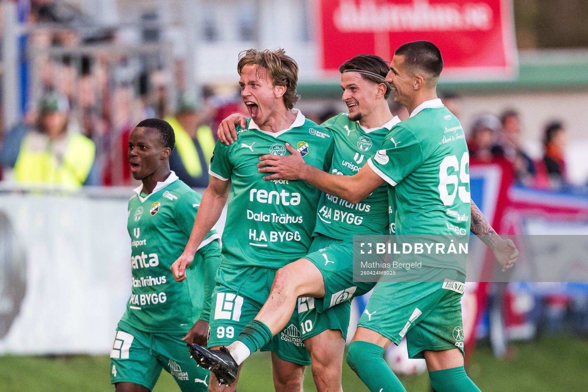Ljungskiles Issaka Seidu, Lukas Lindholm Corner, Filip