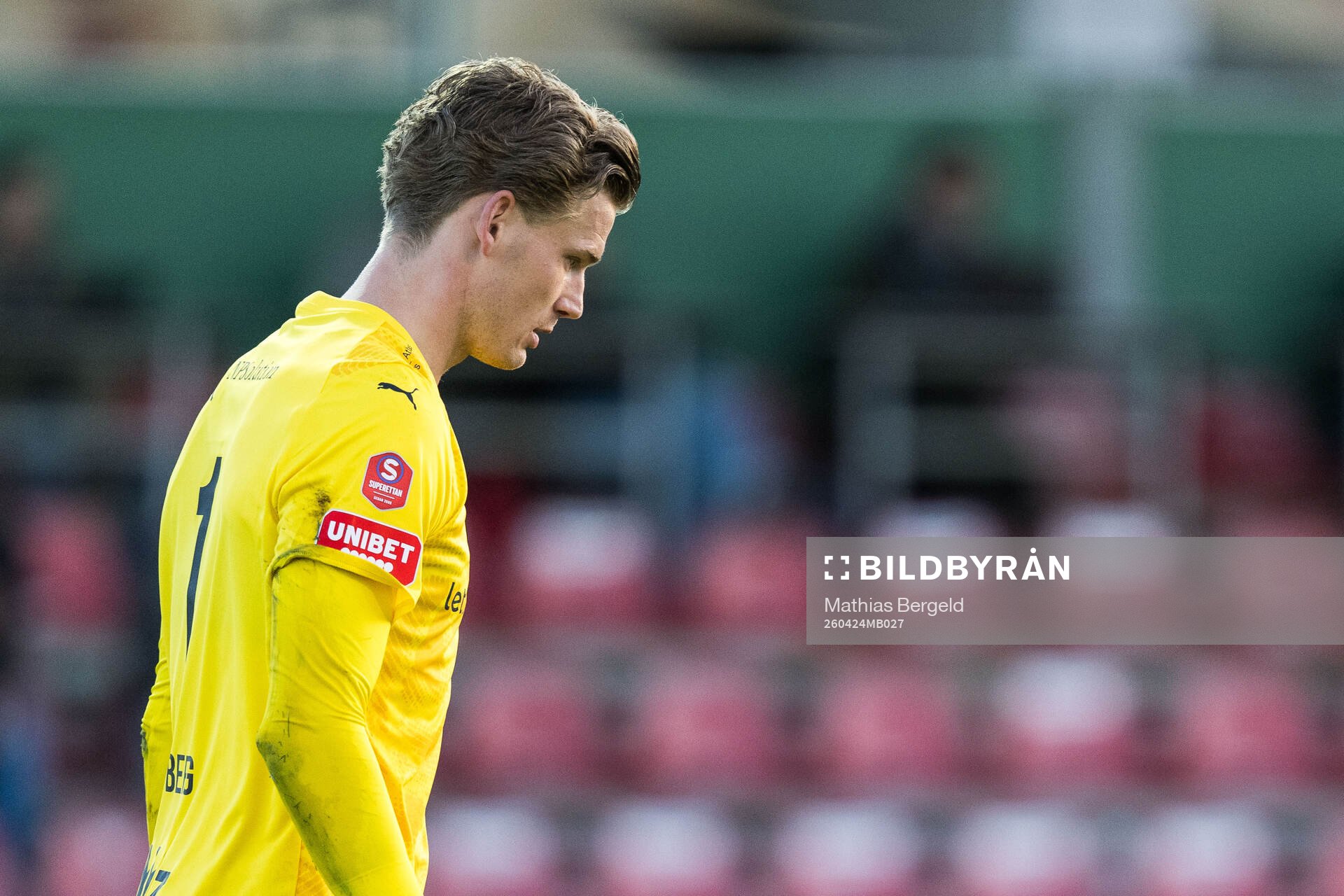Helsingborgs målvakt Johan Brattberg deppar