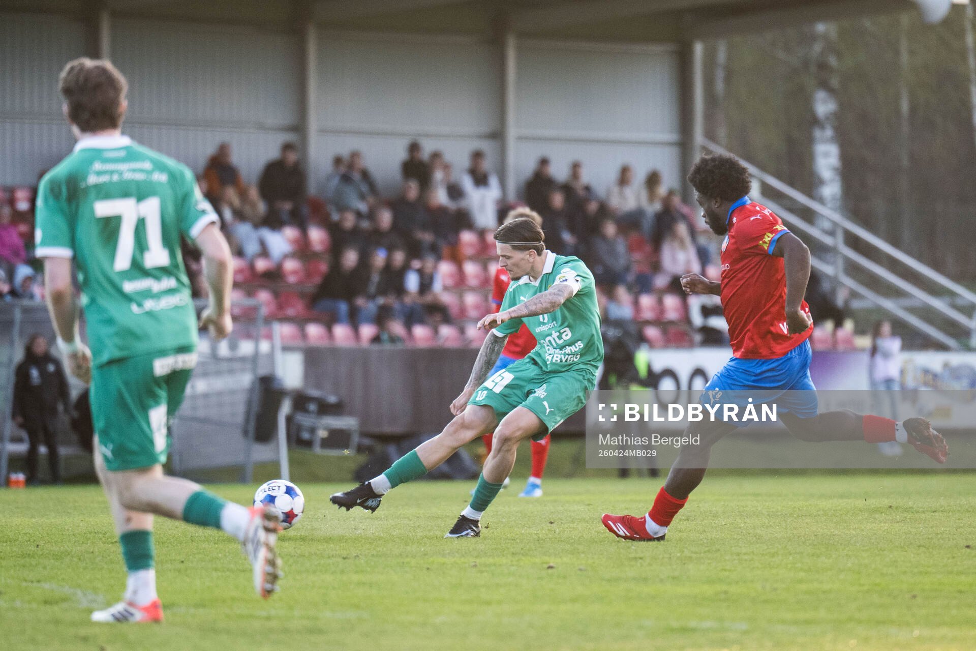 Ljungskiles Filip Ambroz gör 1-1