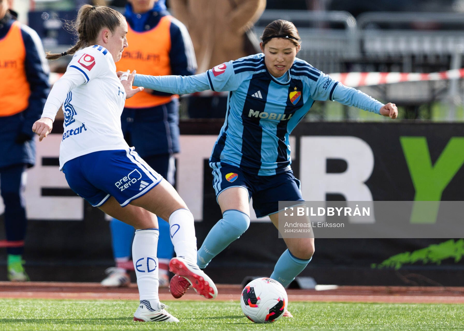 IFK Norrköpings Deborah-Anne De la Harpe och Djurgårdens
